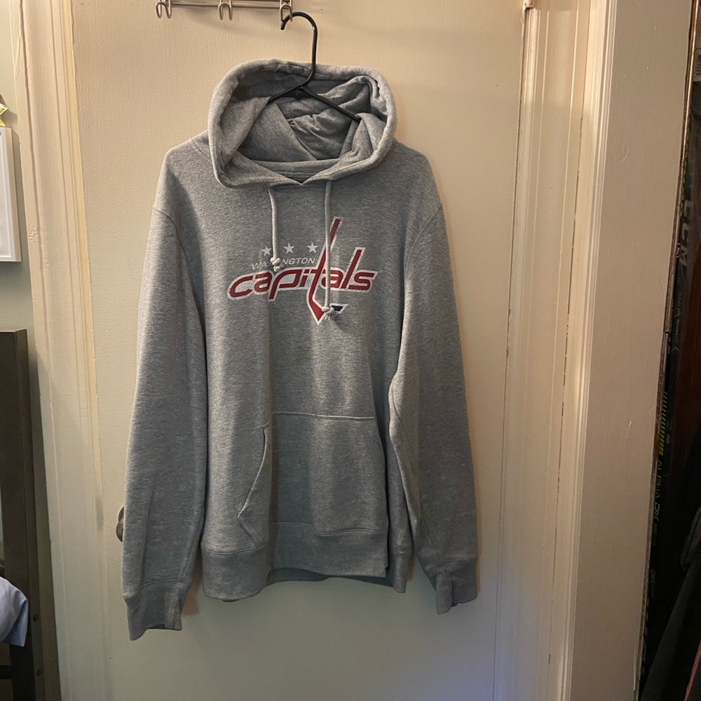 Washington Capitals pull over hoodie (L)
